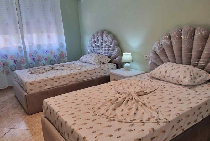 Shtepi me qera Apartament ne Tirane, 2+1, Mobilimi E mobiluar, Pagesa 80,000  Leke.