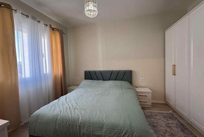 Shtepi me qera 2+1 ne Tirane - 80,000 Leke