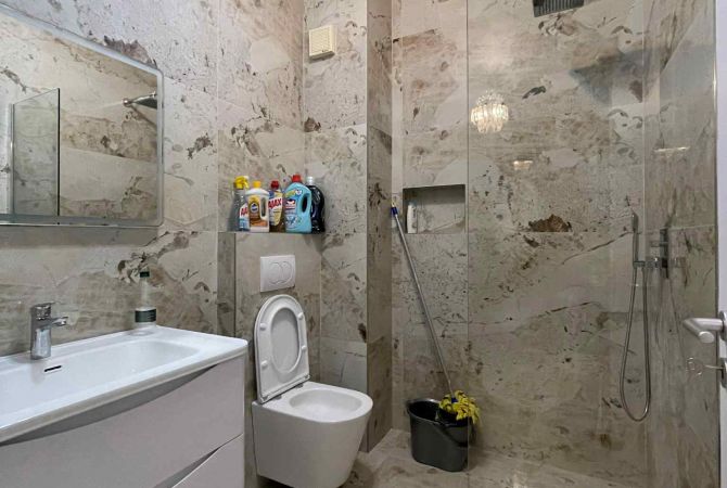 Shtepi me qera Apartament ne Tirane, 2+1, Mobilimi E mobiluar, Pagesa 600  Euro.