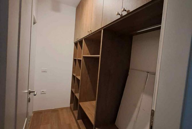 Shtepi me qera 2+1 ne Tirane - 50,000 Leke
