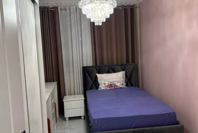 Shtepi me qera 2+1 ne Tirane - 550 Euro