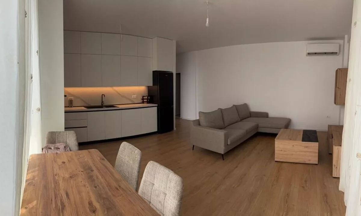 Shtepi me qera Apartament ne Tirane, 2+1, Mobilimi E mobiluar, Pagesa 650  Euro.