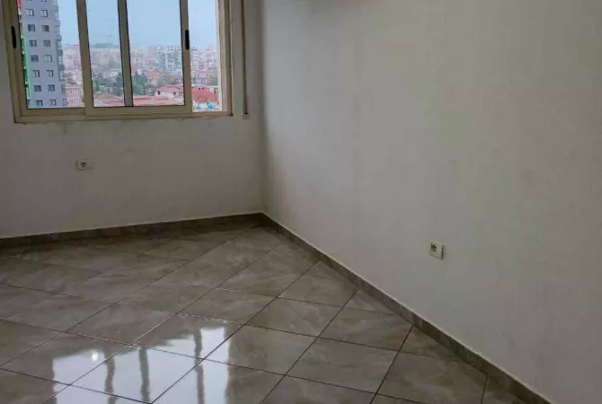 Shtepi me qera 2+1 ne Tirane - 400 Euro