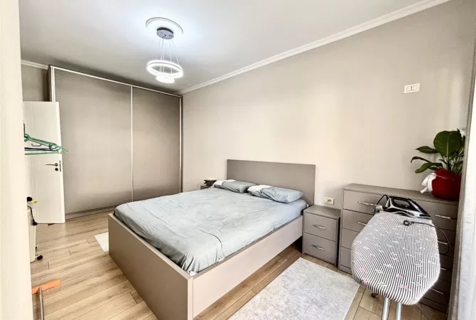 Shtepi me qera Apartament ne Tirane, 1+1, Mobilimi E mobiluar, Pagesa 500  Euro.