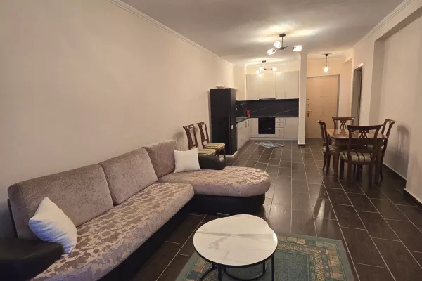 Casa in affitto 2+1 a Tirana - 50,000 Leke
