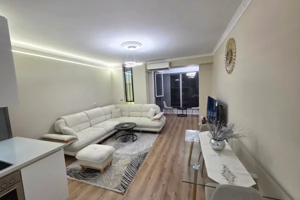 Shtepi me qera 1+1 ne Tirane - 650 Euro