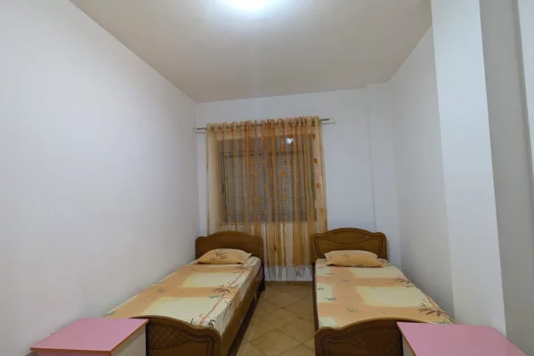 Shtepi me qera 2+1 ne Tirane - 45,000 Leke