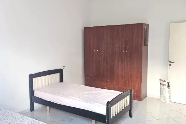 Shtepi me qera 1+1 ne Tirane - 30,000 Leke
