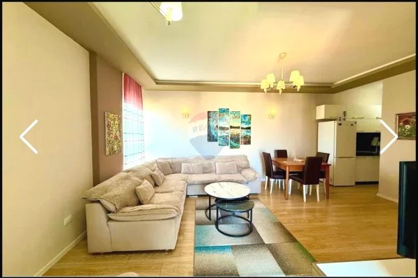 Shtepi me qera 2+1 ne Tirane - 700 Euro