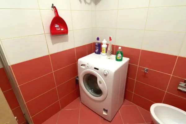 House for Sale 1+1 in Tirana - 9,800,000 Leke