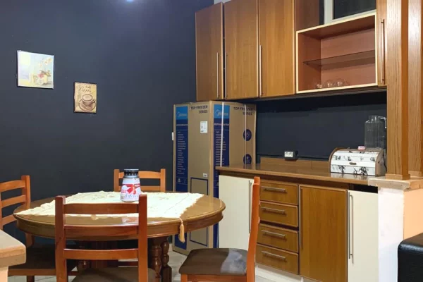 Shtepi me qera 2+1 ne Tirane - 65,000 Leke