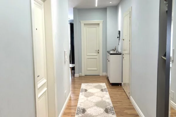 Shtepi me qera 2+1 ne Tirane - 55,000 Leke