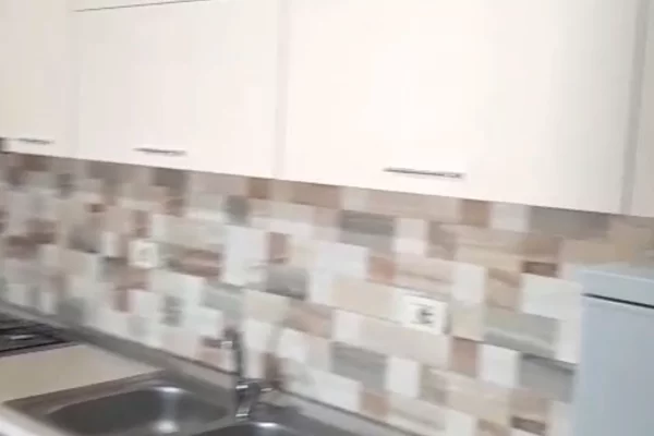 Shtepi me qera 2+1 ne Tirane - 50,000 Leke