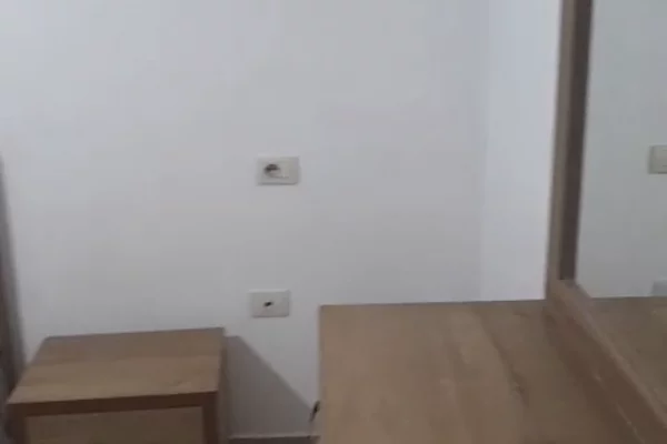 Shtepi me qera 2+1 ne Tirane - 50,000 Leke