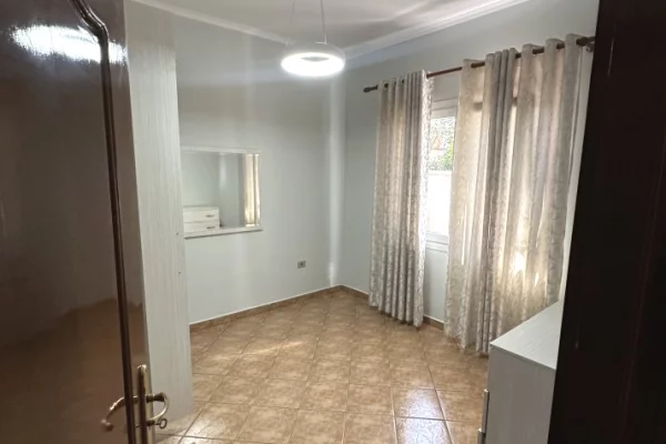 Casa in affitto 1+1 a Tirana - 45,000 Leke