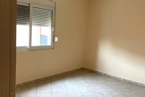 House for Rent 1+1 in Tirana - 40,000 Leke