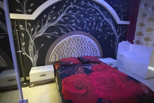 Shtepi me qera 2+1 ne Tirane - 40,000 Leke