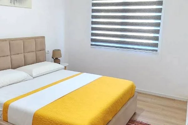 Shtepi me qera Apartament ne Tirane, 2+1, Mobilimi E mobiluar, Pagesa 700  Euro.
