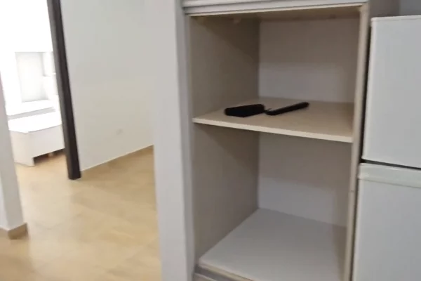 Shtepi me qera 2+1 ne Tirane - 50,000 Leke