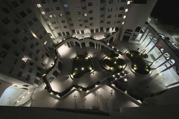 Shtepi me qera Apartament ne Tirane, 2+1, Mobilimi E mobiluar, Pagesa 60,000  Leke.