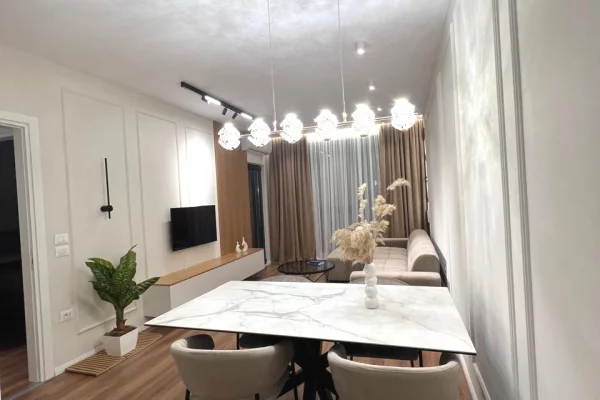 Shtepi me qera 1+1 ne Tirane - 750 Euro