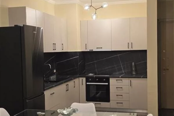 Shtepi me qera 2+1 ne Tirane - 50,000 Leke