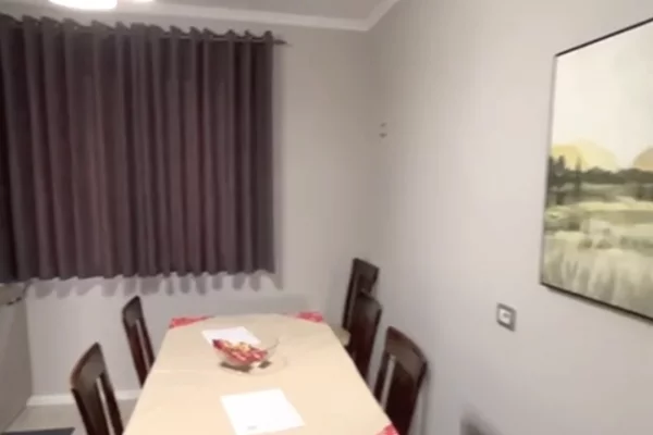 Shtepi me qera 2+1 ne Tirane - 52,000 Leke