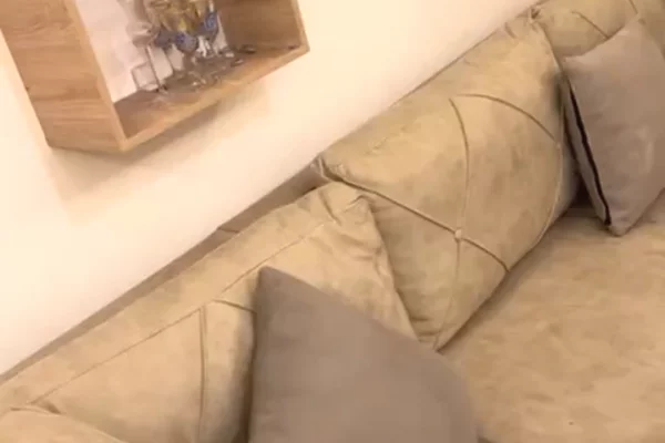 Shtepi me qera 2+1 ne Tirane - 60,000 Leke