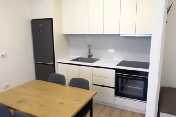 Shtepi me qera 1+1 ne Tirane - 650 Euro