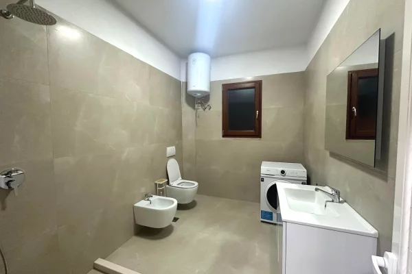 Shtepi me qera 2+1 ne Tirane - 500 Euro