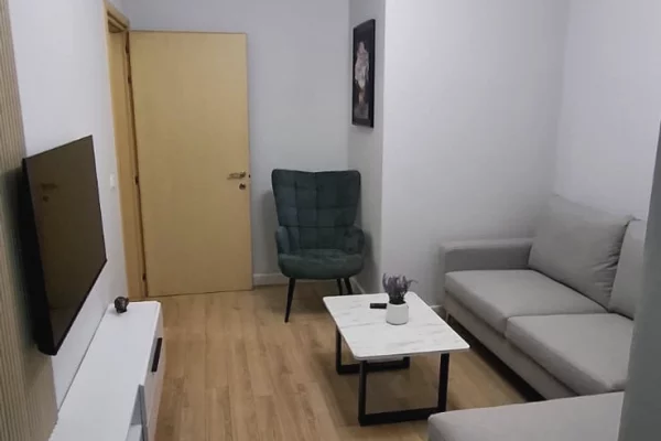 Shtepi me qera 1+1 ne Tirane - 550 Euro