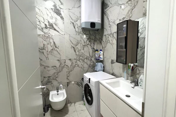 Shtepi me qera Apartament ne Tirane, 1+1, Mobilimi E mobiluar, Pagesa 60,000  Leke.