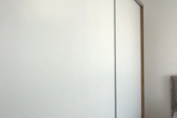 Shtepi me qera Apartament ne Tirane, 2+1, Mobilimi E mobiluar, Pagesa 55,000  Leke.