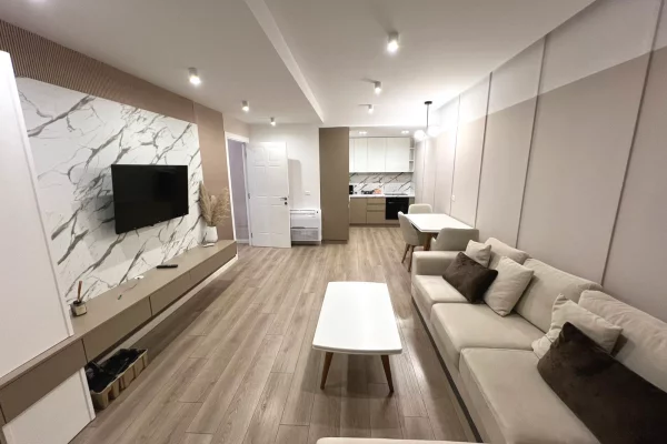 Jepet me qira 1+1 te SQUARE 21 750 mije leke