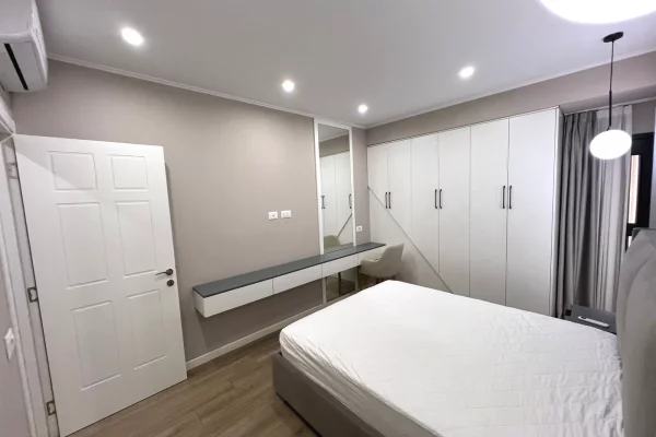 Shtepi me qera Apartament ne Tirane, 1+1, Mobilimi E mobiluar, Pagesa 75,000  Leke.