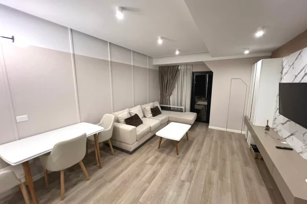 Shtepi me qera Apartament ne Tirane, 1+1, Mobilimi E mobiluar, Pagesa 75,000  Leke.