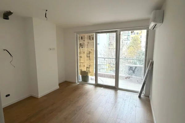 Shtepi me qera 1+1 ne Tirane - 70,000 Leke