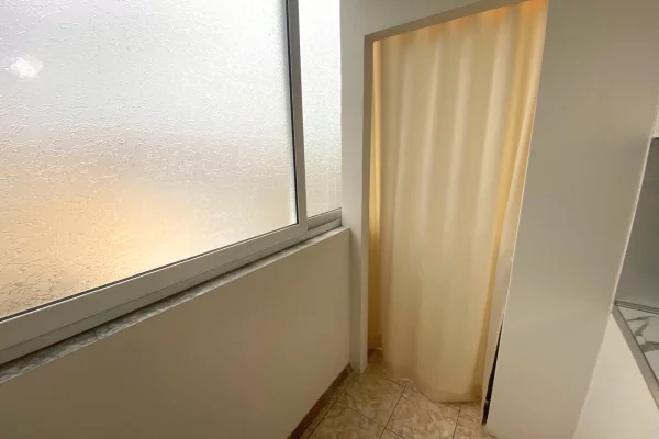 Shtepi me qera Apartament ne Tirane, 1+1, Mobilimi E mobiluar, Pagesa 55,000  Leke.