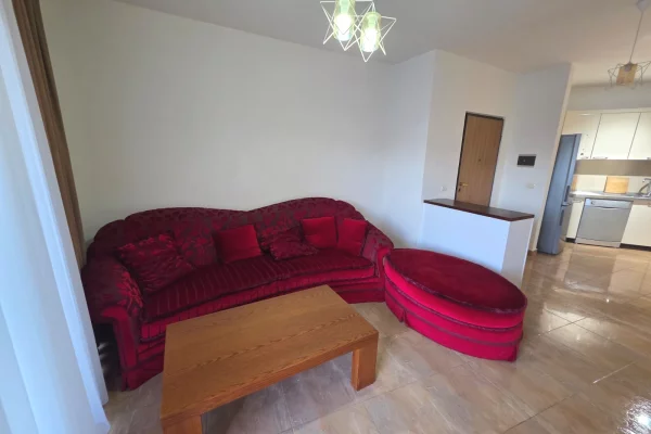 Shtepi ne shitje Apartament ne Tirane, 2+1, Mobilimi E mobiluar, Pagesa 130,000  Euro.