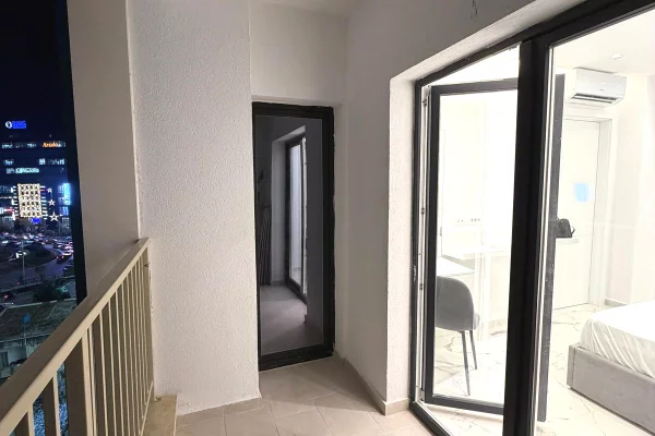 Shtepi me qera Apartament ne Tirane, 1+1, Mobilimi E mobiluar, Pagesa 760  Euro.