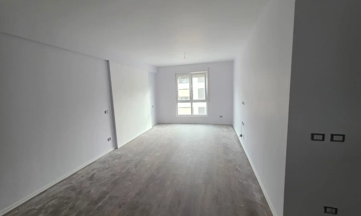 Shtepi me qera Apartament ne Tirane, 2+1, Mobilimi Bosh, pa mobiluar, Pagesa 45,000  Leke.