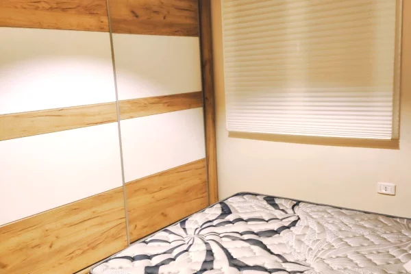 Shtepi me qera Apartament ne Tirane, 1+1, Mobilimi E mobiluar, Pagesa 45,000  Leke.