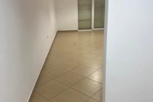 Shtepi me qera 1+1 ne Tirane - 450 Euro