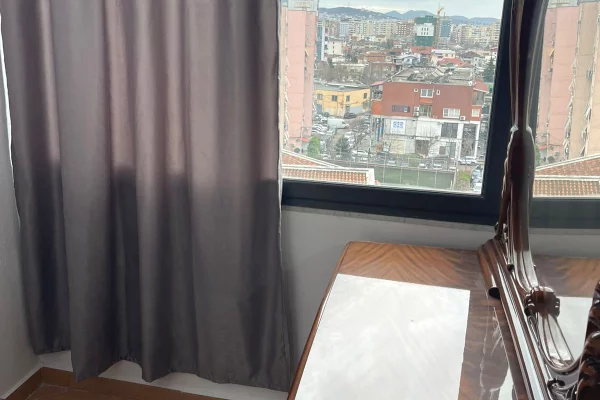 Shtepi me qera 2+1 ne Tirane - 55,000 Leke