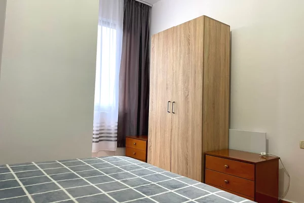 Shtepi me qera Apartament ne Tirane, 2+1, Mobilimi E mobiluar, Pagesa 55,000  Leke.