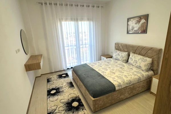 Shtepi me qera Apartament ne Tirane, 1+1, Mobilimi E mobiluar, Pagesa 550  Euro.