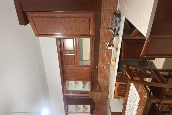 Shtepi me qera Shtepi Private ne Tirane, 2+1, Mobilimi E mobiluar, Pagesa 55,000  Leke.