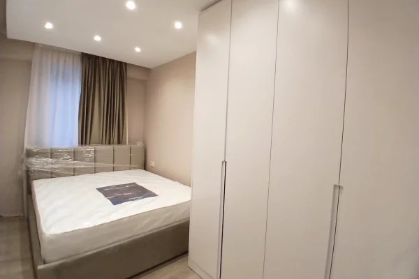 Shtepi me qera Shtepi Private ne Tirane, 1+1, Mobilimi E mobiluar, Pagesa 43,000  Leke.