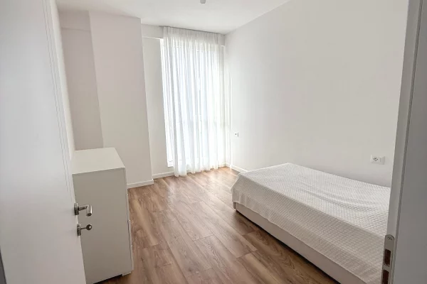 Shtepi me qera Apartament ne Tirane, 2+1, Mobilimi E mobiluar, Pagesa 65,000  Leke.
