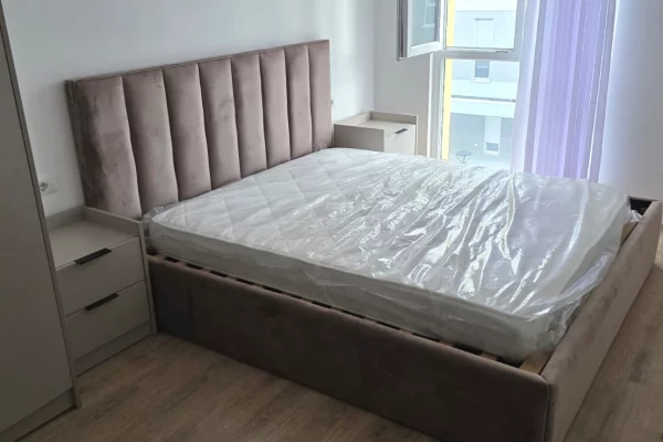 Shtepi me qera Apartament ne Tirane, 2+1, Mobilimi E mobiluar, Pagesa 50,000  Leke.